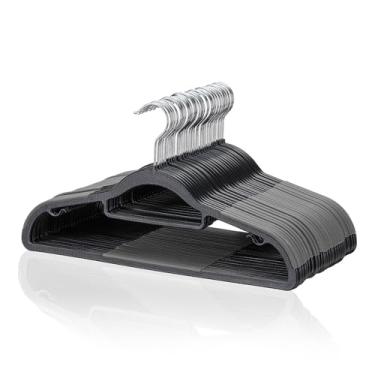 Imagem de NCXTKJ Pacote com 30 cabides para terno, gancho prateado giratório 360°, antiderrapante, economiza espaço, fino de 0,5 polegadas, cabides de plástico para ternos, camisas e calças, preto e cinza