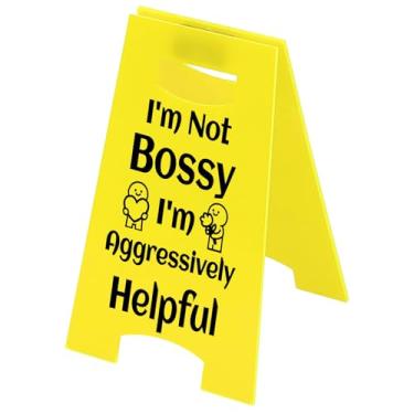 Imagem de CREATCABIN I'm Not Bossy I'm Aggressively Helpful Placa de mesa de escritório engraçada lembrete aviso amarelo acrílico decoração de mesa para cubículo, colega de trabalho, colegas de equipe, chefe de