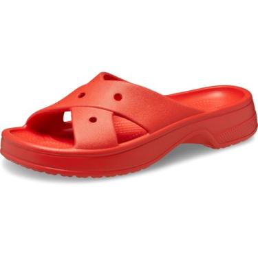 Imagem de Crocs Sandálias femininas com tiras cruzadas, Vermelho cereja, 38