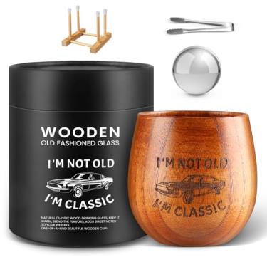 Imagem de GENUINED Copos de uísque de madeira gravados, presentes de aniversário de pai, presentes de aposentadoria para homens, copo de bourbon de madeira à moda antiga (pacote com 1)