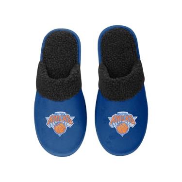 Imagem de FOCO - Chinelos masculinos NBA Big Logo Team Color Suede Sherpa Scuff, New York Knicks, Small