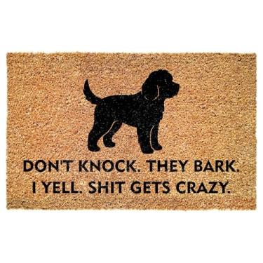 Imagem de Capacho de entrada Cavapoo engraçado - Don't Knock They Bark I Yell Shit Gets Crazy - Citação ousada para varanda - Pátio - Decoração interna - Tapete antiderrapante durável - Donos de animais de