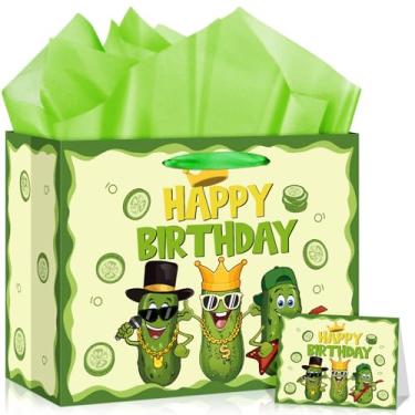 Imagem de MOORIIY Bolsa de presente de aniversário em pickle, decorações engraçadas de festa de picles, pepinos em conserva, saco de presente com papel de embrulho e cartão, coroa de frutas, lembrancinhas de