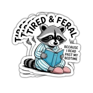 Imagem de 3 peças Tired & Feral Because I Read Past My Bedtime Sticker Funny Raccoon Reading Book Gift for Readers Because I Read Past My Bedtime Stickers Car Decal for Laptop Bottle Notebook Toolbox Hard Hat