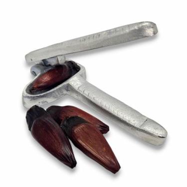 Imagem de Descascador Abridor De Pinhão Cozido Cortador Em Alumínio - Descascado