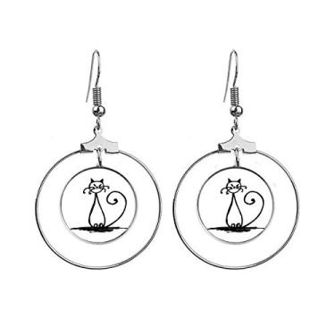 Imagem de Brincos de cauda encaracolada com desenho de gato sorridente com pingente de argola