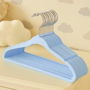 Imagem de Cabide Infantil de Veludo Azul, Kit com 30 Unidades, Ultrafino Antideslizante para roupas delicadas