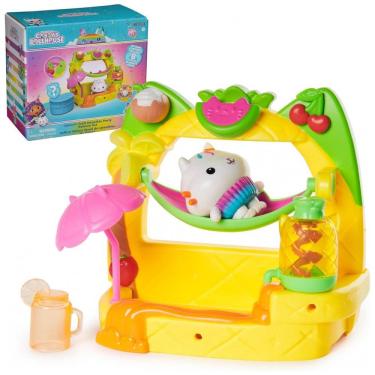 Imagem de Playset Balcony Cakeys Fruit Smoothie da Casa de Bonecas da Gabby, 8 Peças com Figuras de Brinquedo, Acessórios de Casa de Bonecas para