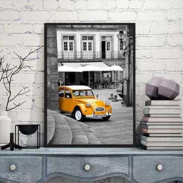 Imagem de Quadro Fotografia Cidade Com Carro Amarelo 24X18 - Preta