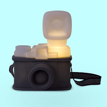 Imagem de Luminária Câmera Retrô Fun Light Tpc com Luz Difusa para Decoração Nostálgica Bivolt LED 15V Preto