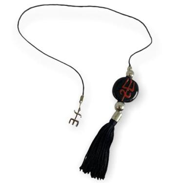 Imagem de Protetor de carro Exu tridente 46 cm preto em Murano 3,0 cm pompom - L
