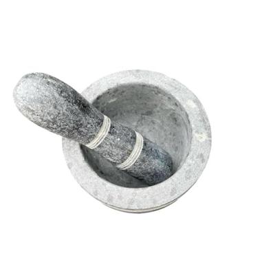 Imagem de pilão e socador pedra sabão