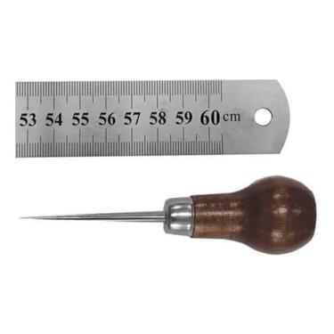 Imagem de Régua 60cm 24 Polegada Aço Inox Profissional + Agulhão Furar de Madeira para Patchwork, Couro e Artesanato Garantindo Precisão, Durabilidade E Praticidade Em Cada Detalhe Do Seu Trabalho