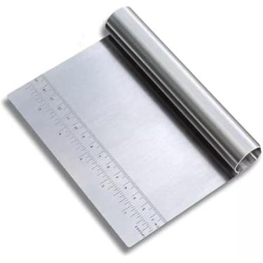 Imagem de Espátula Cortador de Massa 15cm Inox com Medidas Gravadas – Utensílio para Pães, Pizzas e Bolos