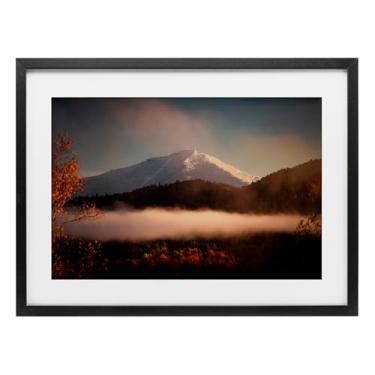 Imagem de Stupell Industries Impressão emoldurada branca sob vidro, folhagem de outono e pico da montanha nevada, design de Jonathan Zaharek, 35 x 50