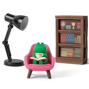 Imagem de GudaAphrmix Mini Frog Figurine Set - 4Pcs Resin Animal Realistic Frog Miniatures Relax Learning Bookshelf for Desk Fairy Garden Terrarium Aquarium Office Desk Decor Gift for Frog Lovers