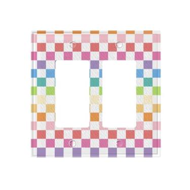 Imagem de TEIKKIOP Placa de parede retrô quadriculada colorida arco-íris decorativa 2 gangues com interruptor de luz dupla basculante receptáculo placa frontal para quarto de meninas, casa, banheiro