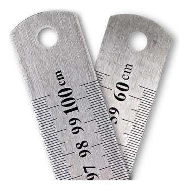 Imagem de Régua De Metal - Aço Inox - 1m/60cm - Nybc Lanmax – Patchwork, Artesanato e Costura Criativa Oferece Medição Exata Em Cortes Retos E Traçados, Garantindo Resultados Profissionais Em Cada Projeto