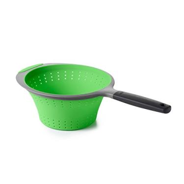 Imagem de OXO Coador dobrável de silicone Good Grips, 2 litros, verde