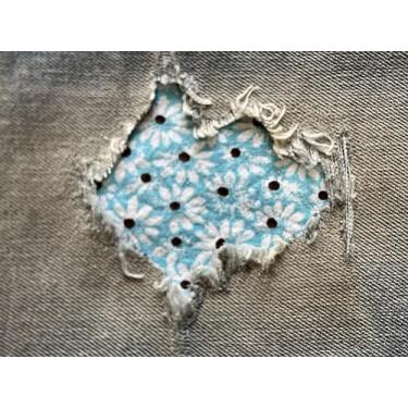 Imagem de Adesivos de ferro Crazy Daisy Peek-A-Boo da Holey Patches