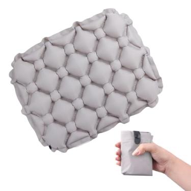 Imagem de JEELAD Almofada de assento inflável portátil para viagem, avião, estádio, almofada de assento leve com bolsa de armazenamento para acampamento, caminhada, escalada ao ar livre, escritório (cinza)