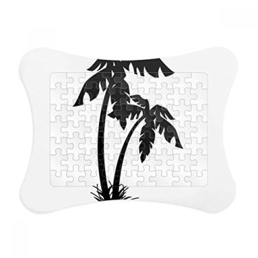 Imagem de Moldura de quebra-cabeça preta com contorno de praia de coqueiro, decoração de quadros, ornamento de jogo de quebra-cabeça