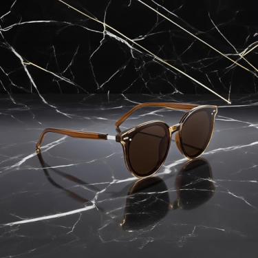 Imagem de Óculos de sol quadrados de metal moderno para homens e mulheres armações superdimensionadas elegantes para dirigir na praia roupas diárias, Armação marrom/lente marrom, Lens Width: 63 Millimeters