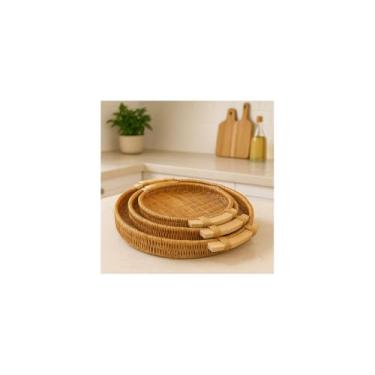 Imagem de Kit 3 Bandejas Redondas em Madeira, Empilháveis, Tamanhos 24, 30 e 35 cm, Material Plástico, Metal e Madeira, para Servir e Decorar