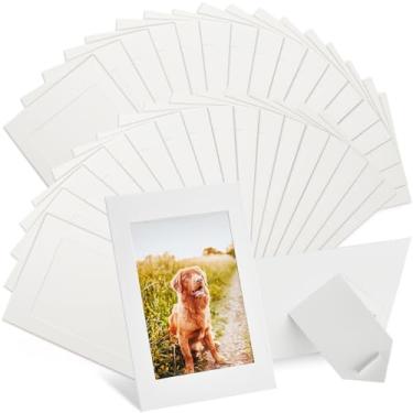 Imagem de Juvale Molduras de papel 10 x 15 cm com suporte de cavalete, pacote com 100 molduras de papelão para artesanato, projetos de arte de sala de aula faça você mesmo, lembrancinhas de festa e decorações