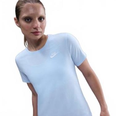 Imagem de Camiseta Nike Sportswear Club Essentials Feminina-Feminino