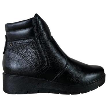 Imagem de Bota Feminina Pegada em Couro Cano Curto Salto Anabela-Feminino