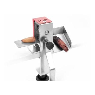 Imagem de Descascador De Pinhão Manual Prático Farofa Paçoca