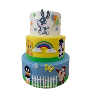 Imagem de Bolo fake baby looney tunes 3 andares - Catavento