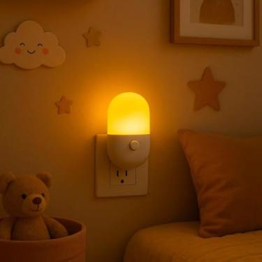 Imagem de Abajur LED Mini Noturno Bivolt para Quarto Infantil: Luminária de Tomada em Acrílico -...