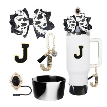 Imagem de RENUIS Conjunto de 5 peças de acessórios para copo Stanley de 30 e 1,134 g com alça, incluindo topo de palha, bota de silicone com glitter, decoração de arco de palha, pingente de letra de