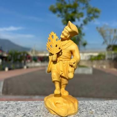 Imagem de FENNYYAR Estátua de Buda Ji Gong de buxo esculpida à mão, 13 cm, decoração de sala de estar, ornamento de mesa de escritório