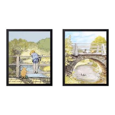 Imagem de Poster Master Pôster vintage de 2 peças do Ursinho Pooh e Seus Amigos - Impressão Ursinho Pooh na Ponte de Pedra - Arte de Livro de Histórias - Arte em Aquarela - Decoração Estética para Quarto