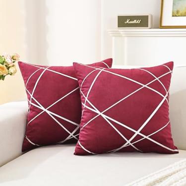 Imagem de TAOSON Pacote com 4, capas de almofada de veludo decorativas prateadas padrão de linhas geométricas para casas modernas, sofá, quarto, sala de estar, 45 x 45 cm, vinho tinto