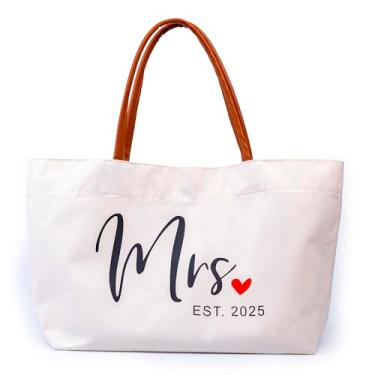 Imagem de 68LDROOTER Mrs Tote Bag Est. 2025 – Bolsa de presente de casamento para noiva, bolsa de despedida de solteira, bolsa de lona para lua de mel para mulheres, presentes de noivado para noivas, ideia de