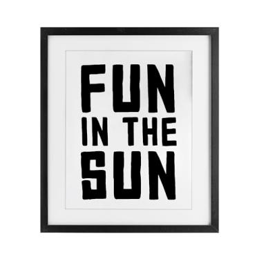 Imagem de Stupell Industries Fun In Sun Impressão emoldurada preta de sentimento simples sob vidro, design por Lettered and Lined, 16 x 13