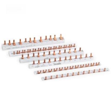 Imagem de Conector Tipo Garfo De Cobre 63A Para Barramento De Caixa De Distribui