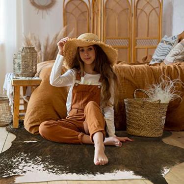 Imagem de BENRON Tapete de couro bovino – Tapete de couro de vaca ultrafino de 9,5 cm x 1,2 m, tapetes de impressão de vaca falsa sem derramamento para quarto, tapetes de mesa, decoração de parede, tapete de animal fofo estilo indústria ocidental lareira, verde oliva