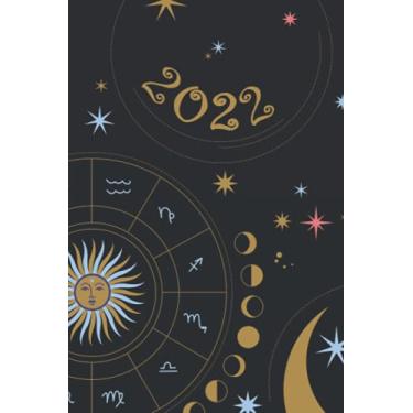 Imagem de Calendar 2022: year planner weekly overview | week start Monday | 6x9" appx A5 compact easy to carry | 2022 | January to December | UK holidays ... and scheduler for 1 year | Starry sky