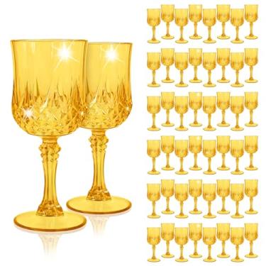 Imagem de EVSGSONL Pacote com 48 taças de vinho de plástico dourado, taças de plástico vintage para festas, copos de água de cristal dourados claros reutilizáveis para recepção de casamento, suprimentos de