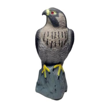 Imagem de Bothyi Estátua de de águia, protetor de jardim, olho realista, dissuasor de pássaros, escultura de falcão, espantalho para cultivo de gramado, Olhos Vermelhos