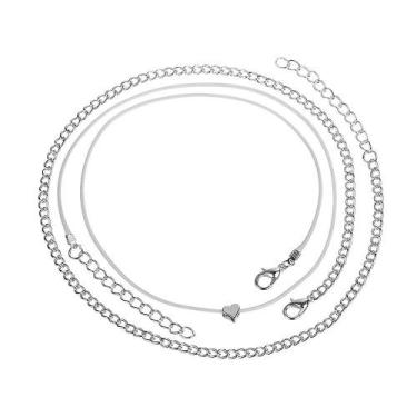 Imagem de Sandália de praia de verão feminina de prata com os pés descalços puls