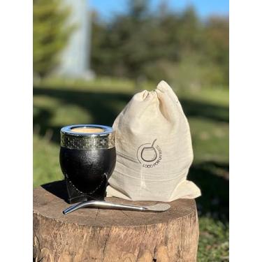 Imagem de Mate Imperial Argentino, com caneca de cuia de chá de palha, um Bombilla Mate (palha), couro artesanal embrulhado, inclui embalagem premium (preto)