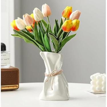 Imagem de Vaso de flores com design de saco de papel enrugado – Vaso de cerâmica moderno para decoração de casa, centro de mesa e casa de fazenda rústica