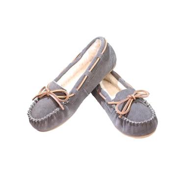 Imagem de PEDOQU Pantufas femininas mocassim de camurça de vaca para casa sapatos de pele sintética forrado com cadarço laço aconchegante interno e externo chinelo mocassim quente respirável para mulheres