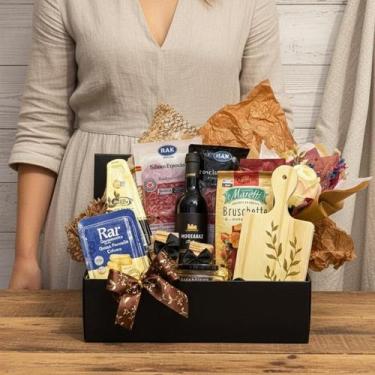 Imagem de Cesta Presente Gourmet Luxo Rústica Queijos Vinhos  Um Toque Gourmet -